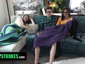 Sisterly love turns steamy in NNN Challenge with stepmoms approval